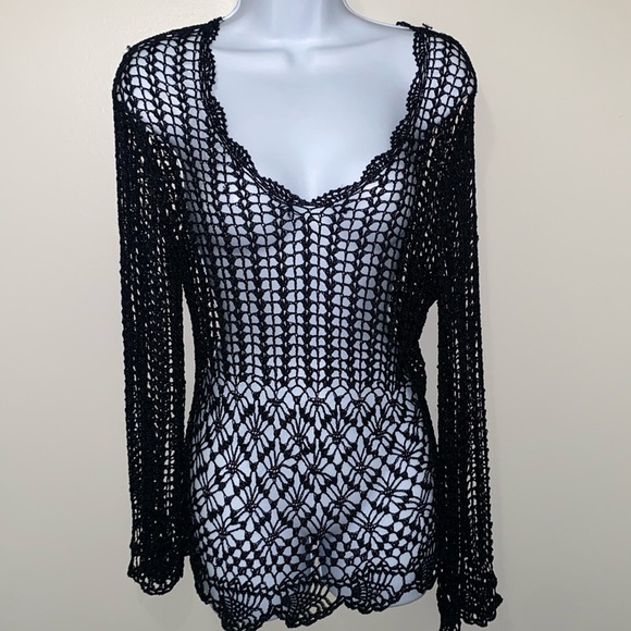 BETTE PAIGE DAISY CROCHET OPEN KNIT BELL SLEEVES WITCHY COVER UP WHIMSICAL VNTG - Picture 1 of 11